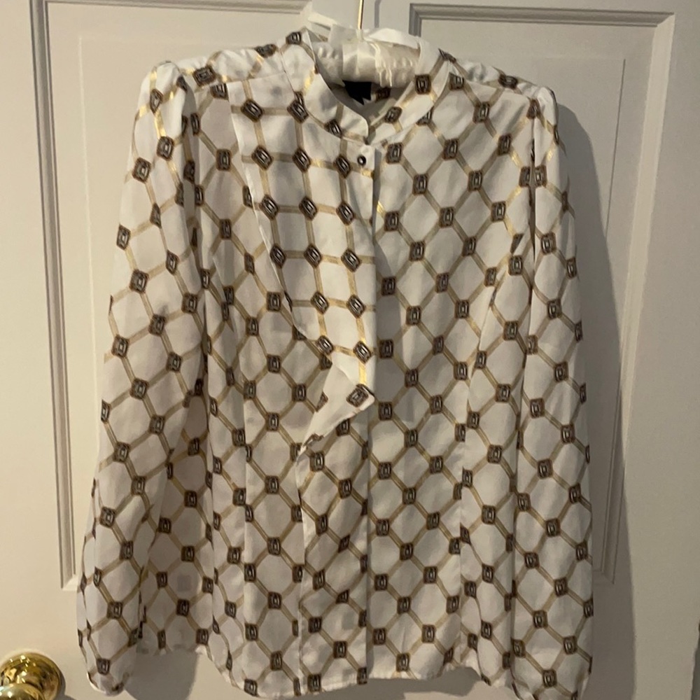 Unique off white hi-necked blouse w/gold accents